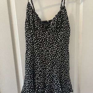 Aeropostale Jumpsuit Romper Black Floral Daisy Junior’s Size Small